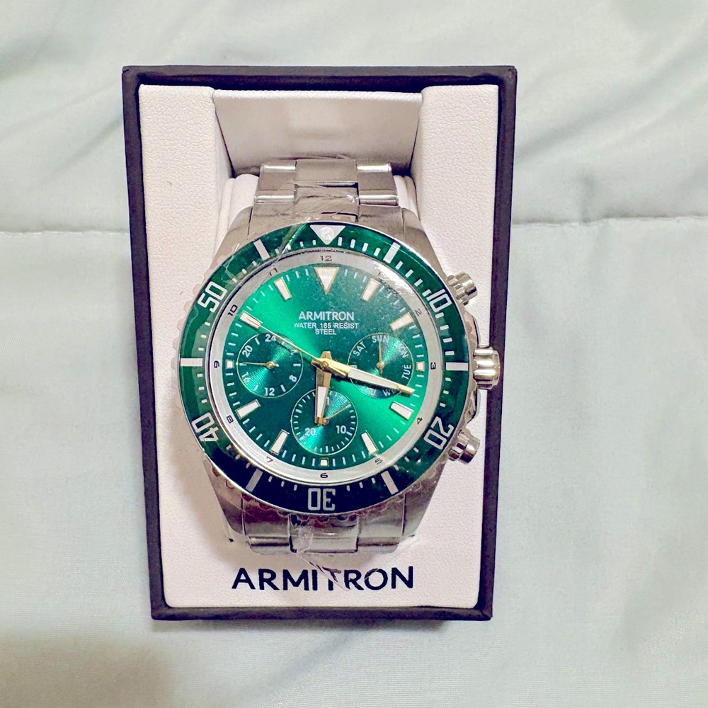 Armitron Mens Green and Silver wristwatch
